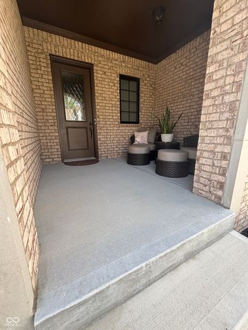 15592 Woodford Drive, Westfield, IN 46074