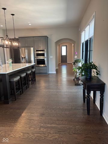 15592 Woodford Drive, Westfield, IN 46074