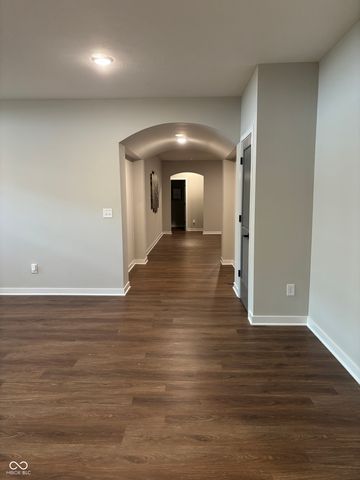 15592 Woodford Drive, Westfield, IN 46074