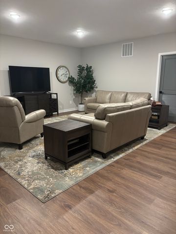 15592 Woodford Drive, Westfield, IN 46074