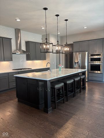 15592 Woodford Drive, Westfield, IN 46074