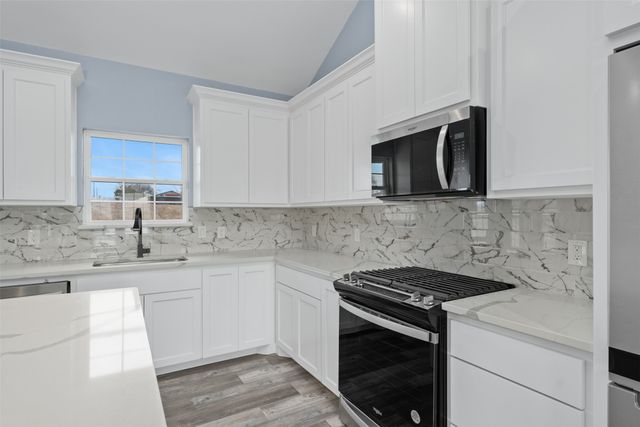 1021 Don Eve Court, Azle, TX 76020