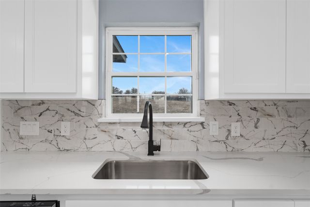 1021 Don Eve Court, Azle, TX 76020