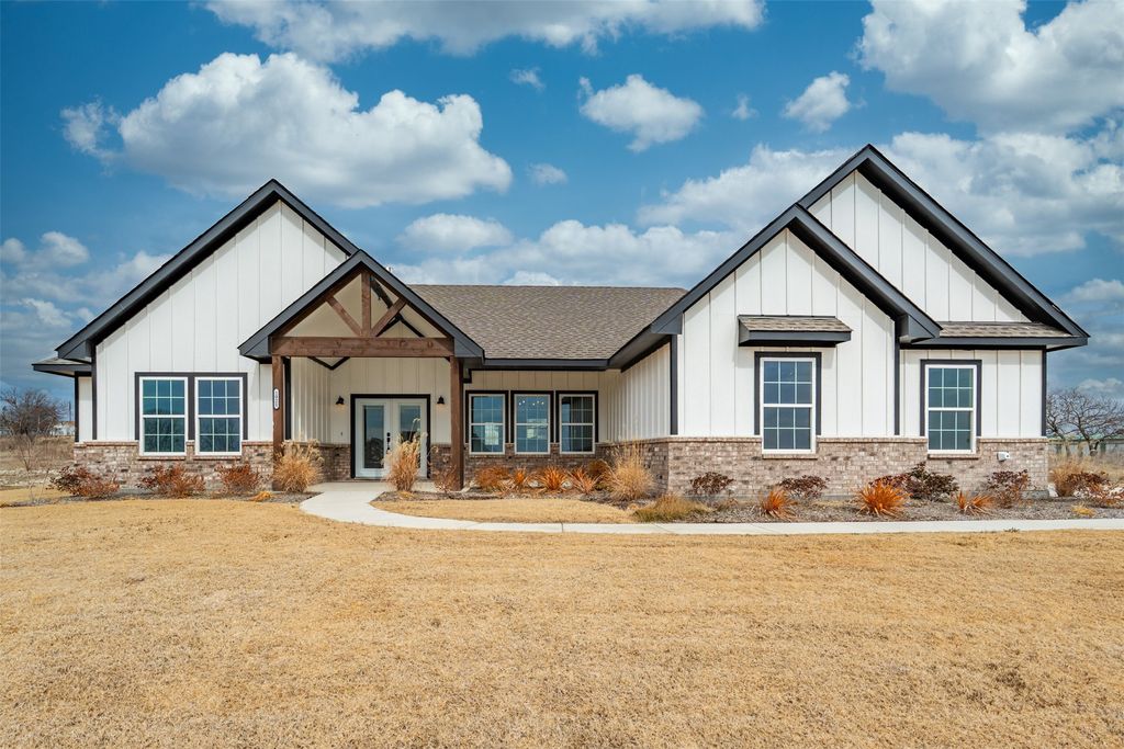 1021 Don Eve Court, Azle, TX 76020