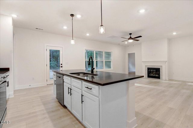 105 Oxford Court, La Grange, NC 28551