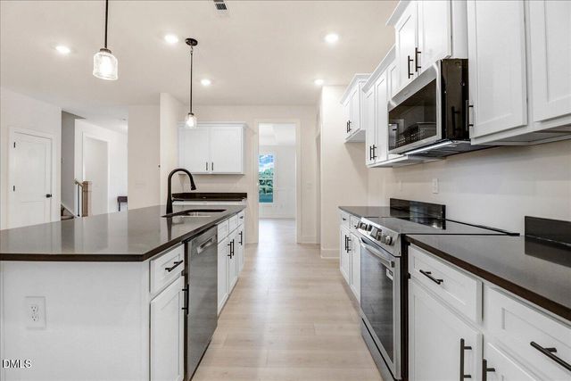 105 Oxford Court, La Grange, NC 28551