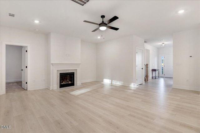 105 Oxford Court, La Grange, NC 28551