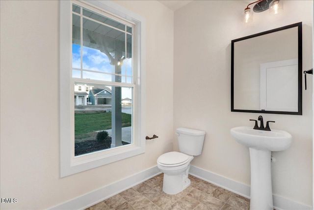 105 Oxford Court, La Grange, NC 28551