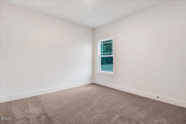 105 Oxford Court, La Grange, NC 28551