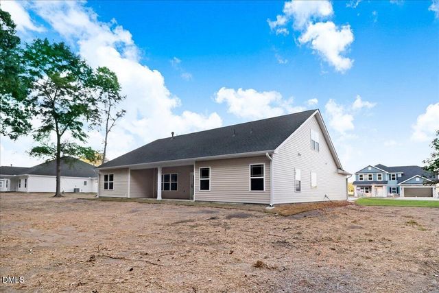 105 Oxford Court, La Grange, NC 28551