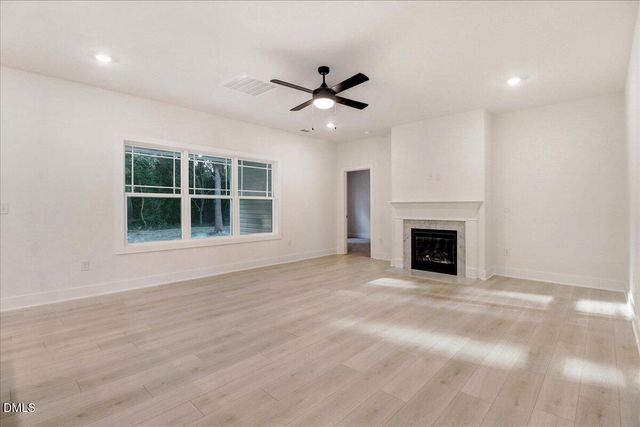 105 Oxford Court, La Grange, NC 28551