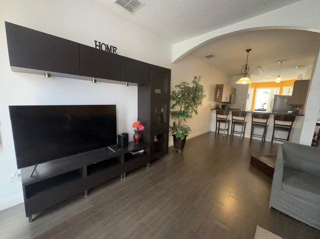 1209 S BEACH CIRCLE, Kissimmee, FL 34746