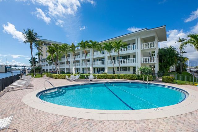 2895 NE 32nd St 207, Fort Lauderdale, FL 33306