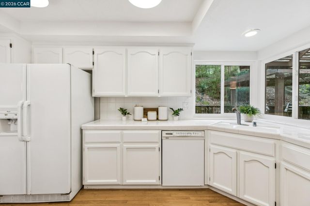 53 Paso Nogal Ct., Pleasant Hill, CA 94523