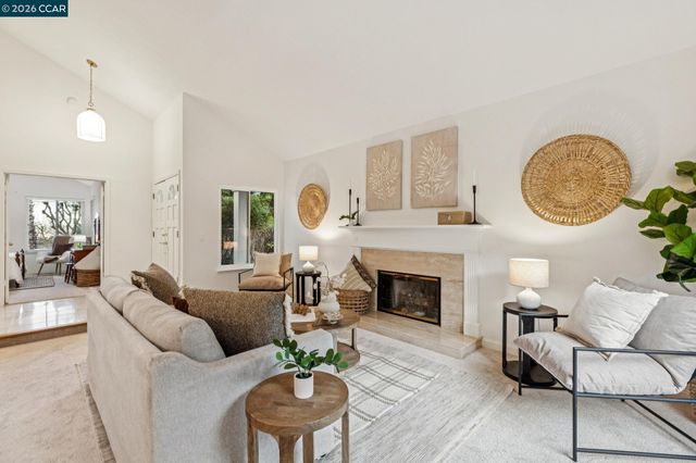 53 Paso Nogal Ct., Pleasant Hill, CA 94523