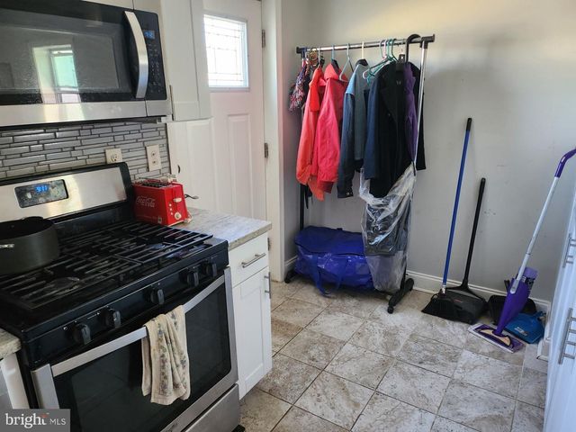 201 MACE AVE, Essex, MD 21221