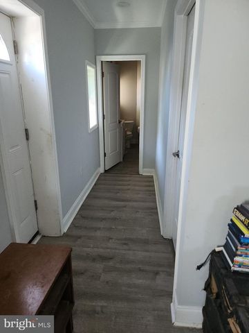 201 MACE AVE, Essex, MD 21221