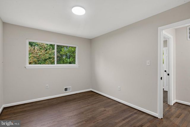 620 SUFFOLK AVE, Capitol Heights, MD 20743