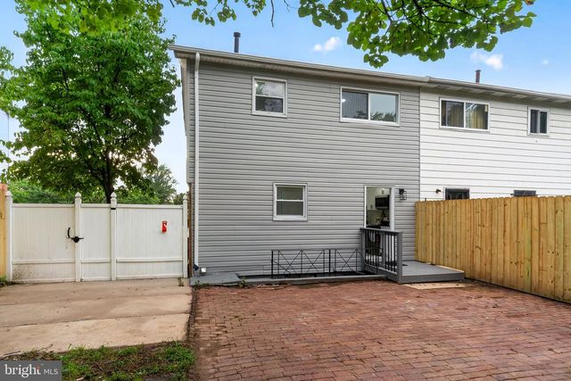 620 SUFFOLK AVE, Capitol Heights, MD 20743