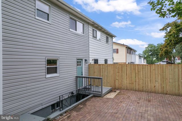 620 SUFFOLK AVE, Capitol Heights, MD 20743