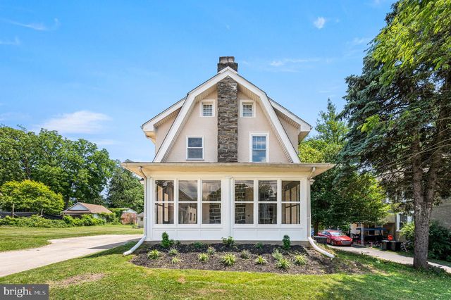 233 S FAIRVIEW AVE, Upper Darby, PA 19082