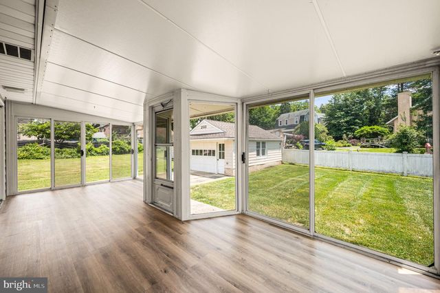233 S FAIRVIEW AVE, Upper Darby, PA 19082