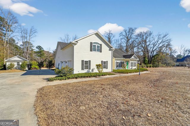 1225 E Hampton Drive, Statesboro, GA 30461