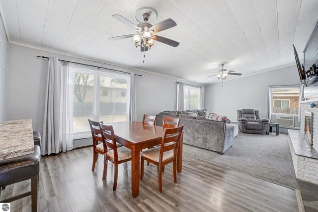 905 E Gaylord Street, Mt Pleasant, MI 48858