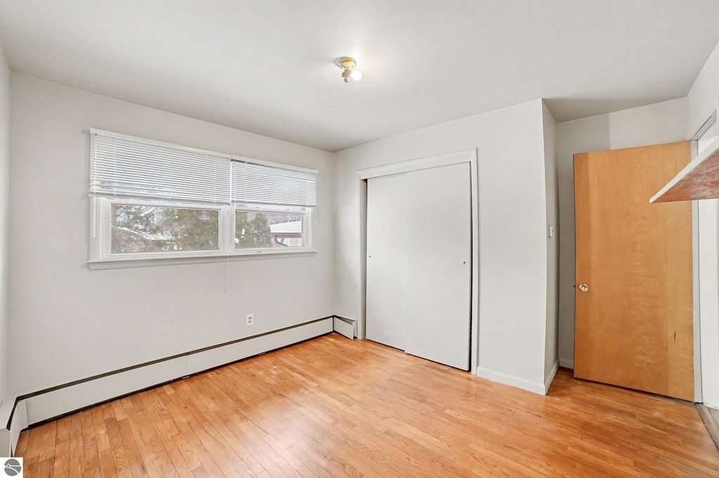 Image 18 of property listing at 905 E Gaylord Street, Mt Pleasant, MI 48858