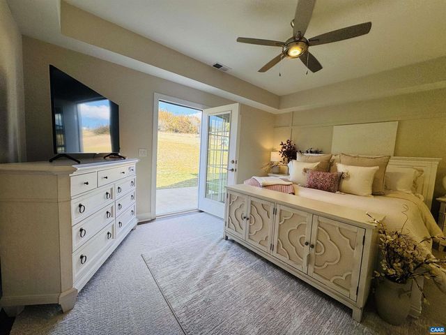 189 WINDSOR DR, Fishersville, VA 22939