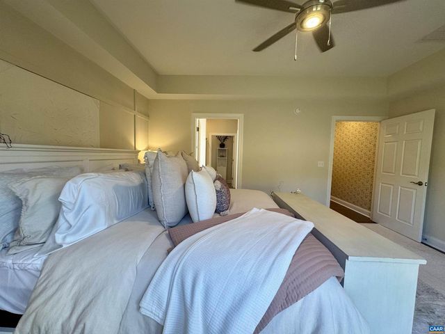 189 WINDSOR DR, Fishersville, VA 22939