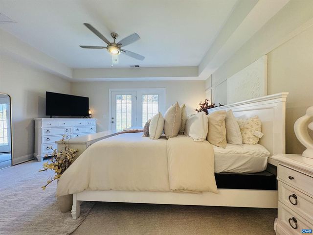 189 WINDSOR DR, Fishersville, VA 22939