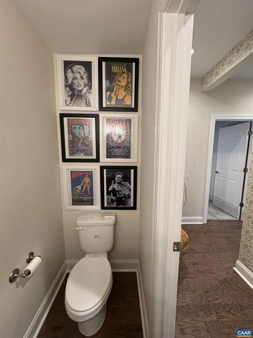 189 WINDSOR DR, Fishersville, VA 22939