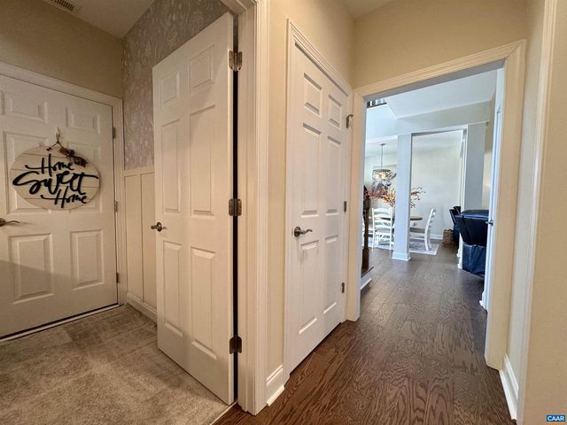 189 WINDSOR DR, Fishersville, VA 22939