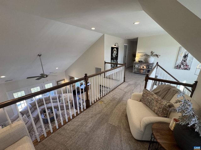 189 WINDSOR DR, Fishersville, VA 22939