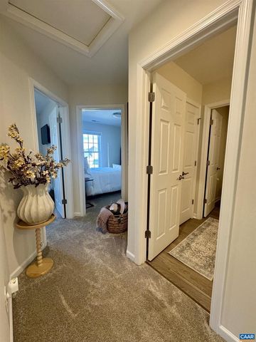 189 WINDSOR DR, Fishersville, VA 22939