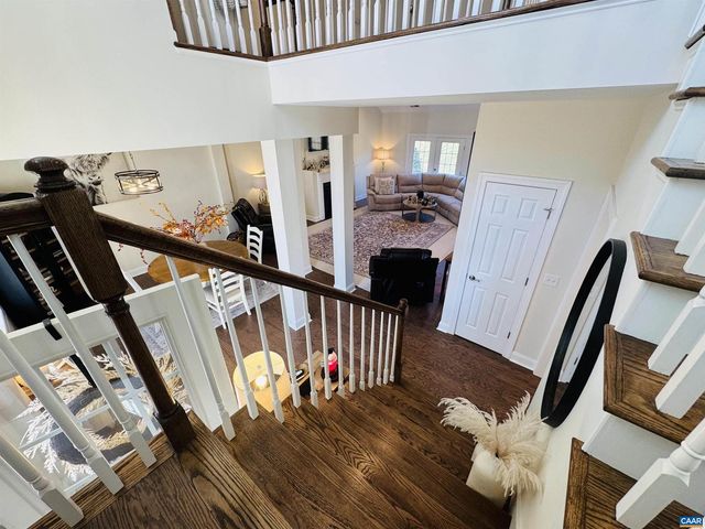 189 WINDSOR DR, Fishersville, VA 22939