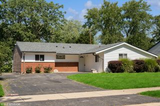 564 White Oak Road, Bolingbrook, IL 60440