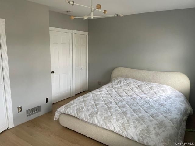 88-27 Aubery Ave., Glendale, NY 11385