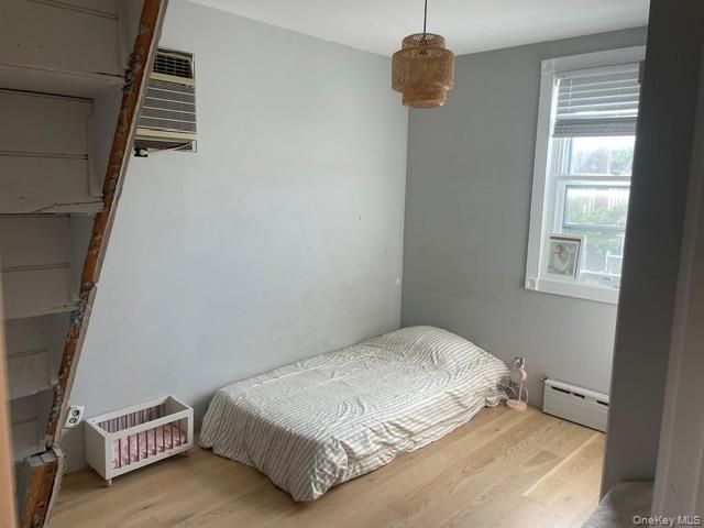 88-27 Aubery Ave., Glendale, NY 11385