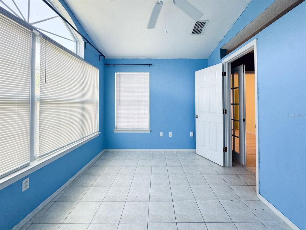 Image 12 of property listing at 3373 S KIRKMAN ROAD 936, Orlando, FL 32811