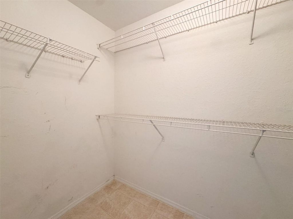 Image 20 of property listing at 3373 S KIRKMAN ROAD 936, Orlando, FL 32811