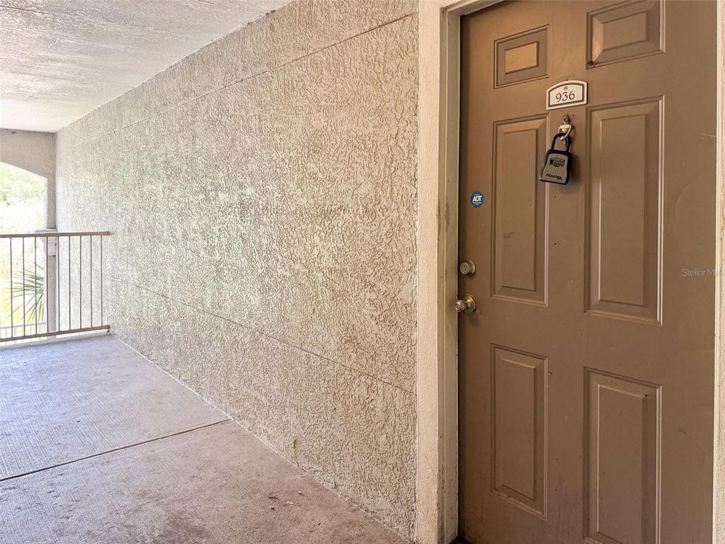 Image 3 of property listing at 3373 S KIRKMAN ROAD 936, Orlando, FL 32811