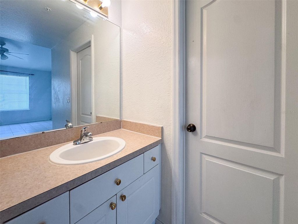 Image 21 of property listing at 3373 S KIRKMAN ROAD 936, Orlando, FL 32811
