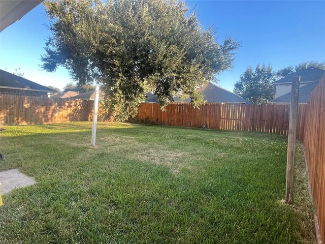 4018 Leighann Lane Drive, Houston, TX 77047