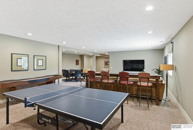 7029 S 185th Circle, Omaha, NE 68136