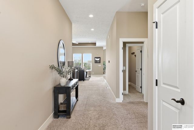 7029 S 185th Circle, Omaha, NE 68136