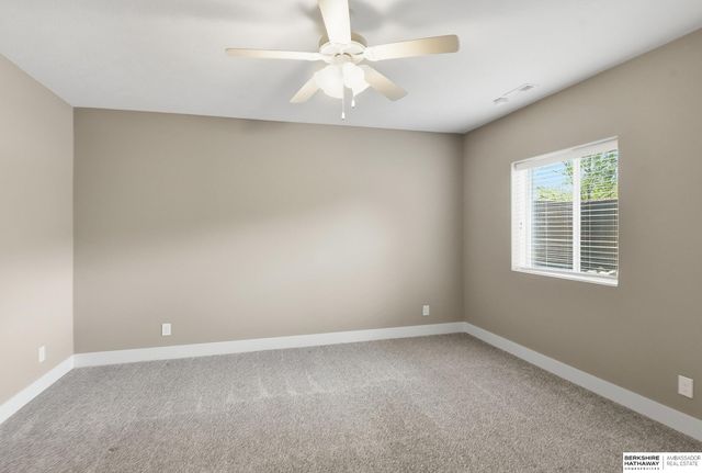 7029 S 185th Circle, Omaha, NE 68136