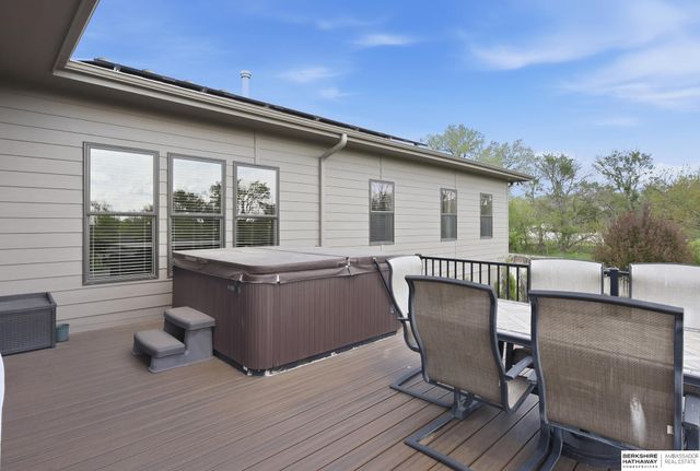 7029 S 185th Circle, Omaha, NE 68136