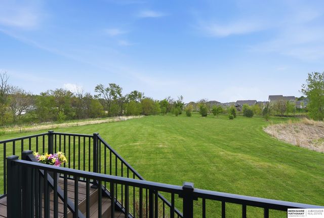 7029 S 185th Circle, Omaha, NE 68136